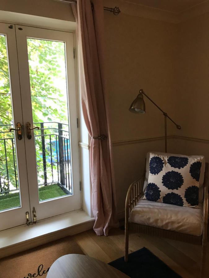 Key & Flowers - Kensington Residence 1 ロンドン エクステリア 写真