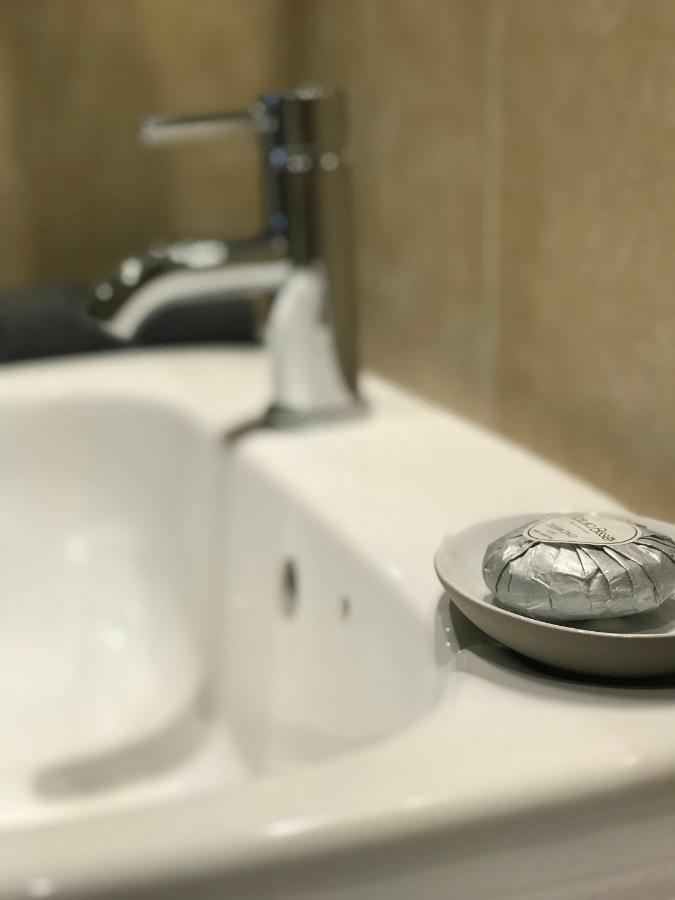 Key & Flowers - Kensington Residence 1 ロンドン エクステリア 写真